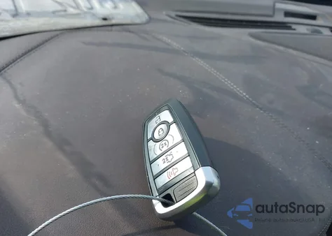 2017 Ford Fusion Platinum из США, поврежденный, VIN 3FA6P0D97HR170355